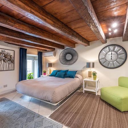 Aquamarina Apartment Cagliari Bagian luar foto