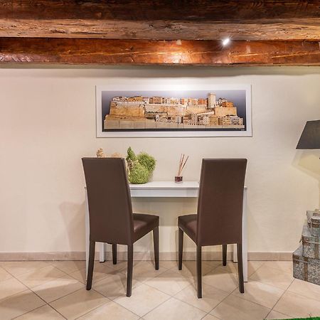 Aquamarina Apartment Cagliari Bagian luar foto